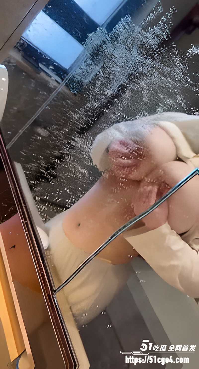 巨乳福利姬 费若拉 喷汁漏奶私拍 5 巨乳福利姬 费若拉 喷汁漏奶私拍 5