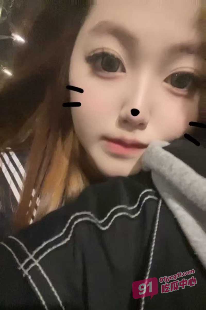 河北沧州师范学院余静妍 偷情被男友发现 小伙怒爆私拍泄愤! 配图3