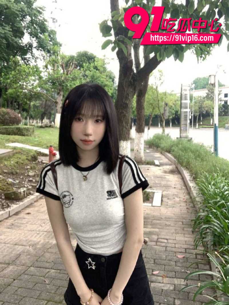 高颜值成年女大学生在校外认主人被大叔调教成母狗随意玩弄泄欲4 高颜值成年女大学生在校外认主人被大叔调教成母狗随意玩弄泄欲4