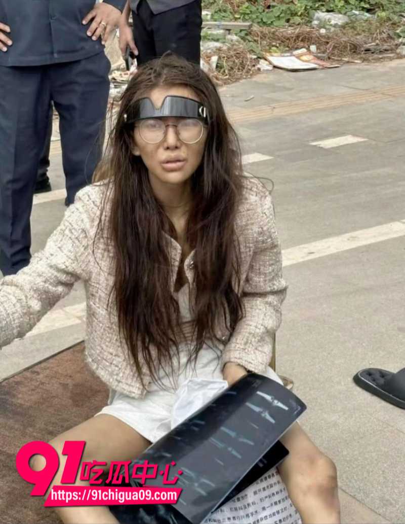 抖音女网红umi被男友骗到柬埔寨玩废后被丢在路边6 抖音女网红umi被男友骗到柬埔寨玩废后被丢在路边6