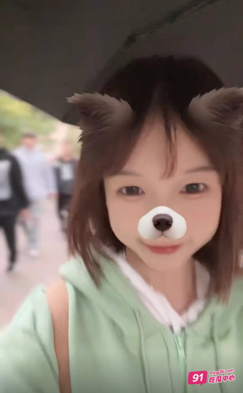 清纯少女林泓汐 口交技术十分一流 翘臀被大根猛烈后入！ 配图2