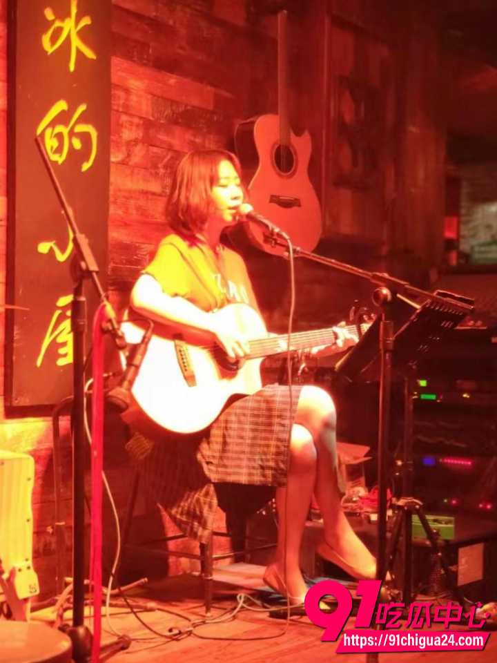 大冰从丽江炮王变身人生导师9