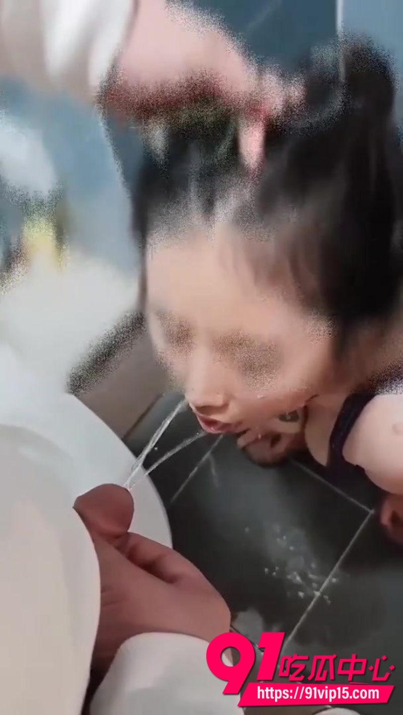 抖音巨乳女网红瞾媌緢赵淼淼出卖肉体跟金主线下约炮群P5 抖音巨乳女网红瞾媌緢赵淼淼出卖肉体跟金主线下约炮群P5
