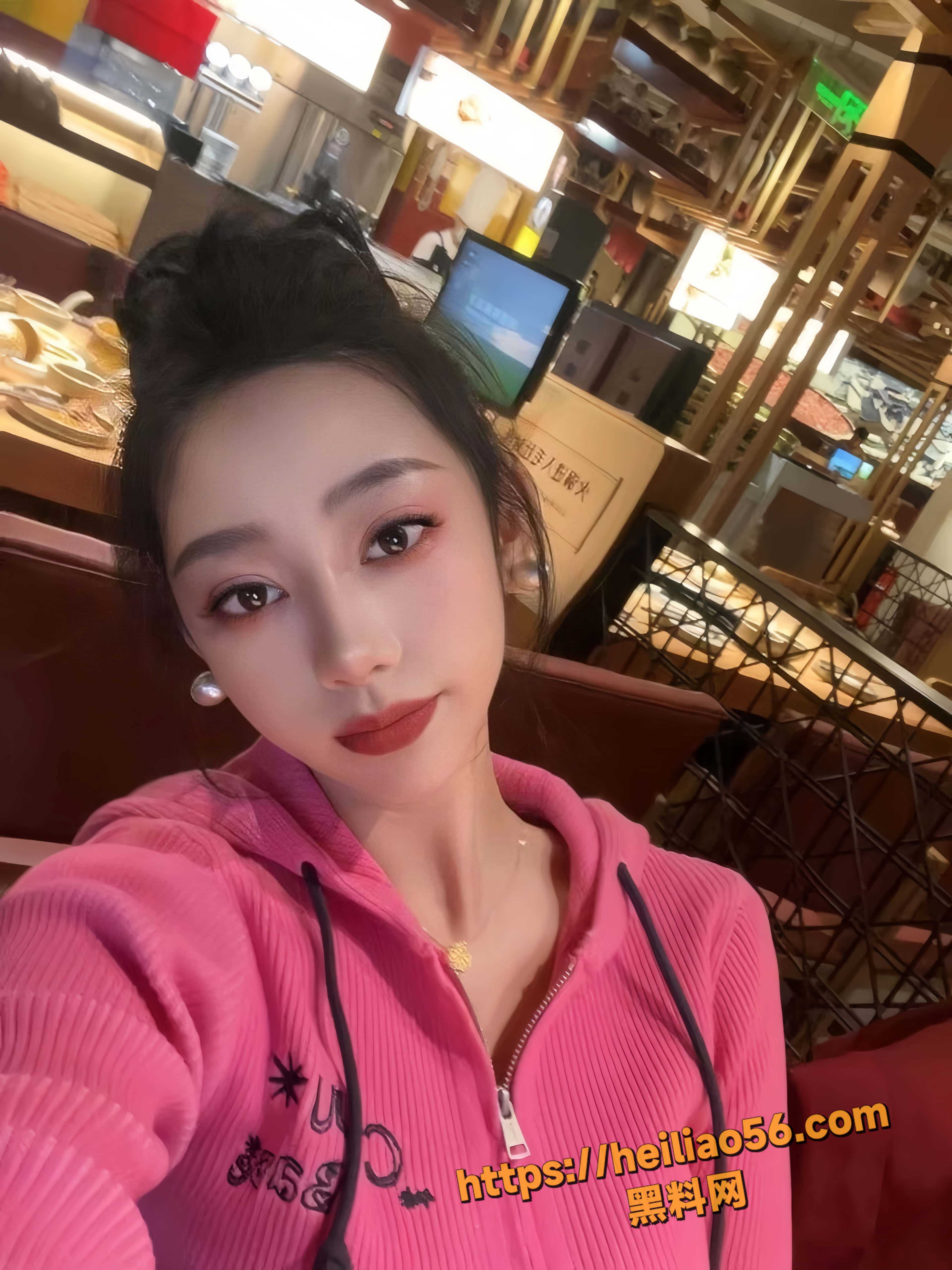 高颜值网红 xzls5291 与男友做爱自拍泄密 第一视角深喉口交 大尺度私拍全记录！