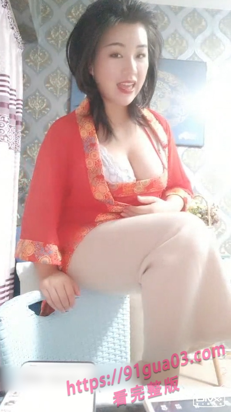 女教师COS武则天 开撩瞬间从冷艳变骚货太顶了 配图