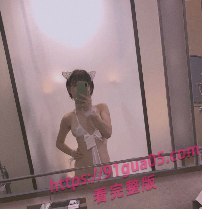 独家整理 抖音网红小丸子大尺度插穴揉奶视频全网疯求！ 配图2