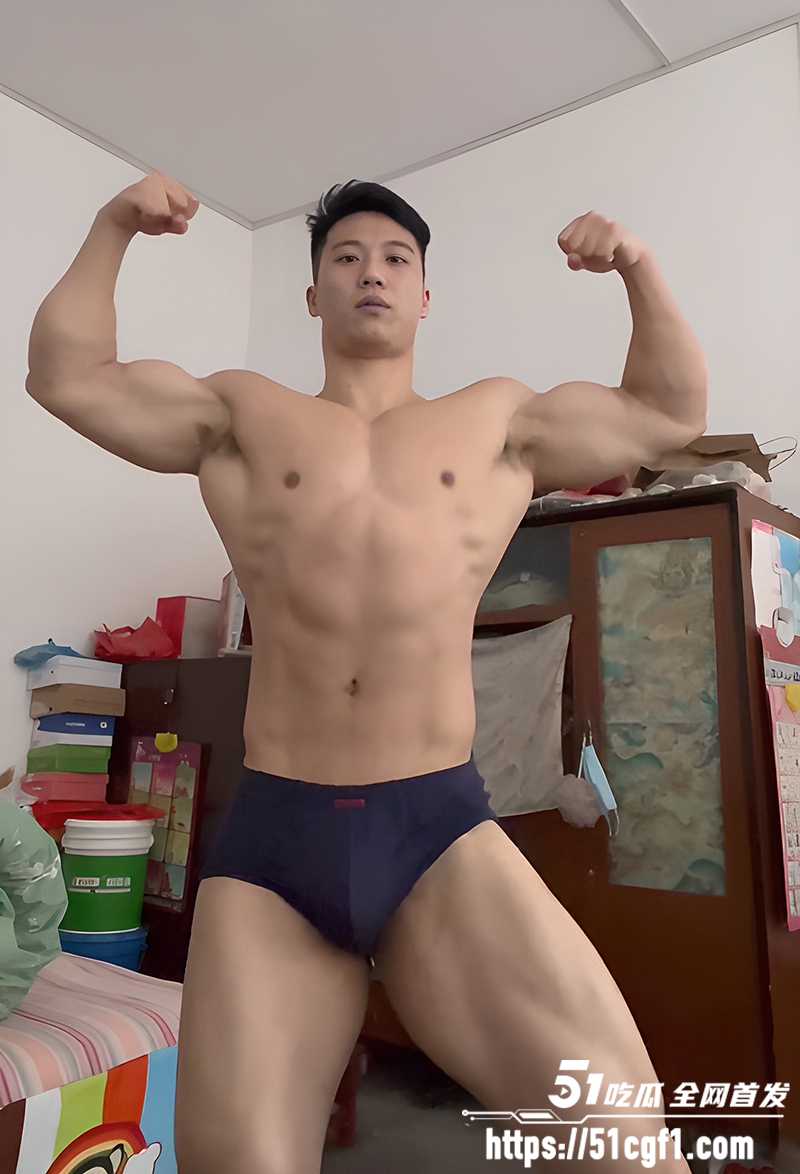 武汉体育学院肌肉体育生健美比赛冠军出柜视频流出4拷贝 武汉体育学院肌肉体育生健美比赛冠军出柜视频流出4拷贝