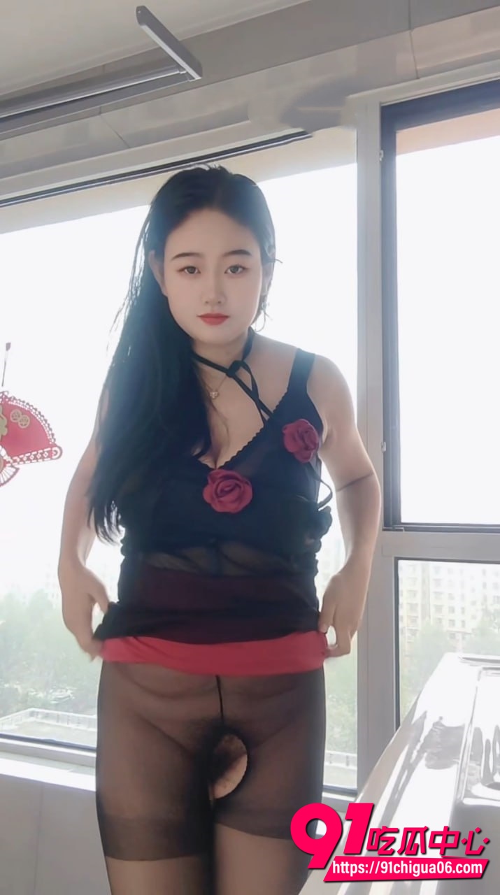 巨乳淫妻娍楼梯间做爱2 巨乳淫妻娍楼梯间做爱2