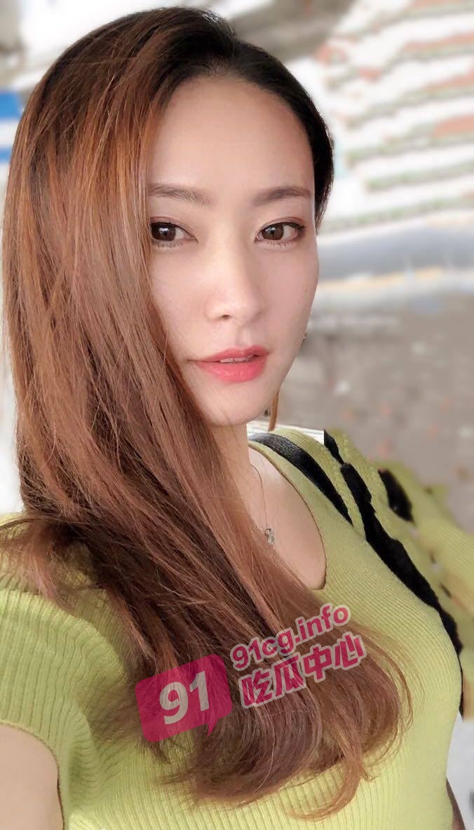 湖南长沙妆品销售员沈嘉怡～被男友调教成母狗后狠心抛弃 啪啪视频遭曝光！