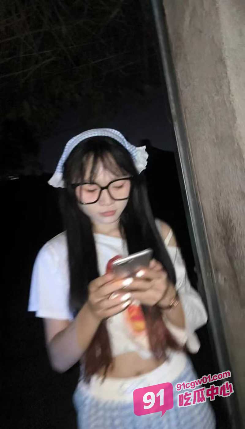 汕头记者暗访 站街女白天150晚上200 价格亲民 颜值身材性价比极高 配图6