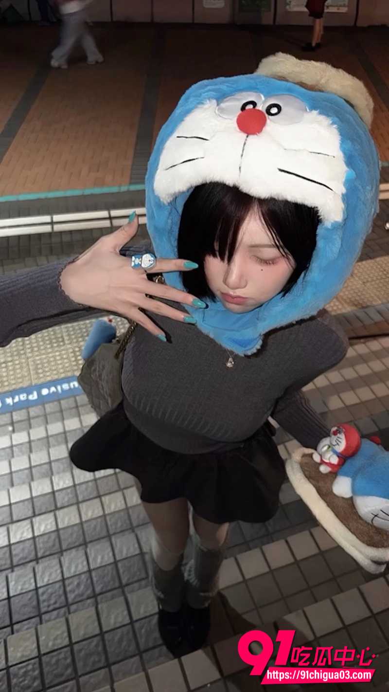 AI脱衣抖音女网红西瓜冰a2