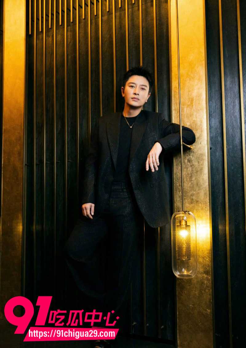 抖音男主播长相酷似PGOne作品被贾乃亮举报下架3 抖音男主播长相酷似PGOne作品被贾乃亮举报下架3
