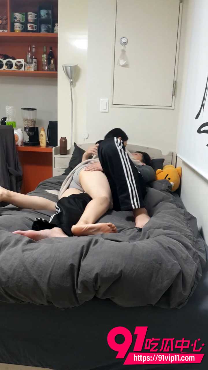 韩国金先生约炮白领小少妇2