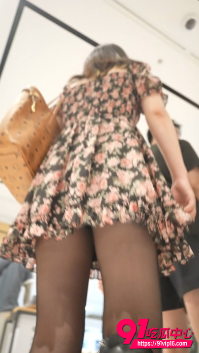 连衣裙黑丝小姐姐4 连衣裙黑丝小姐姐4