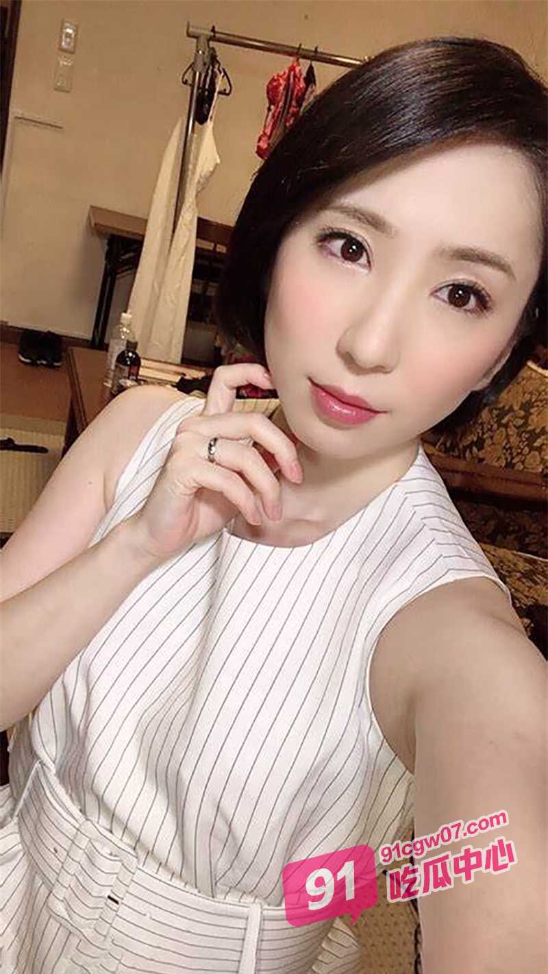 撸片推荐～淫荡岳母与女婿激起欲火 享受女婿带来的极致快感！