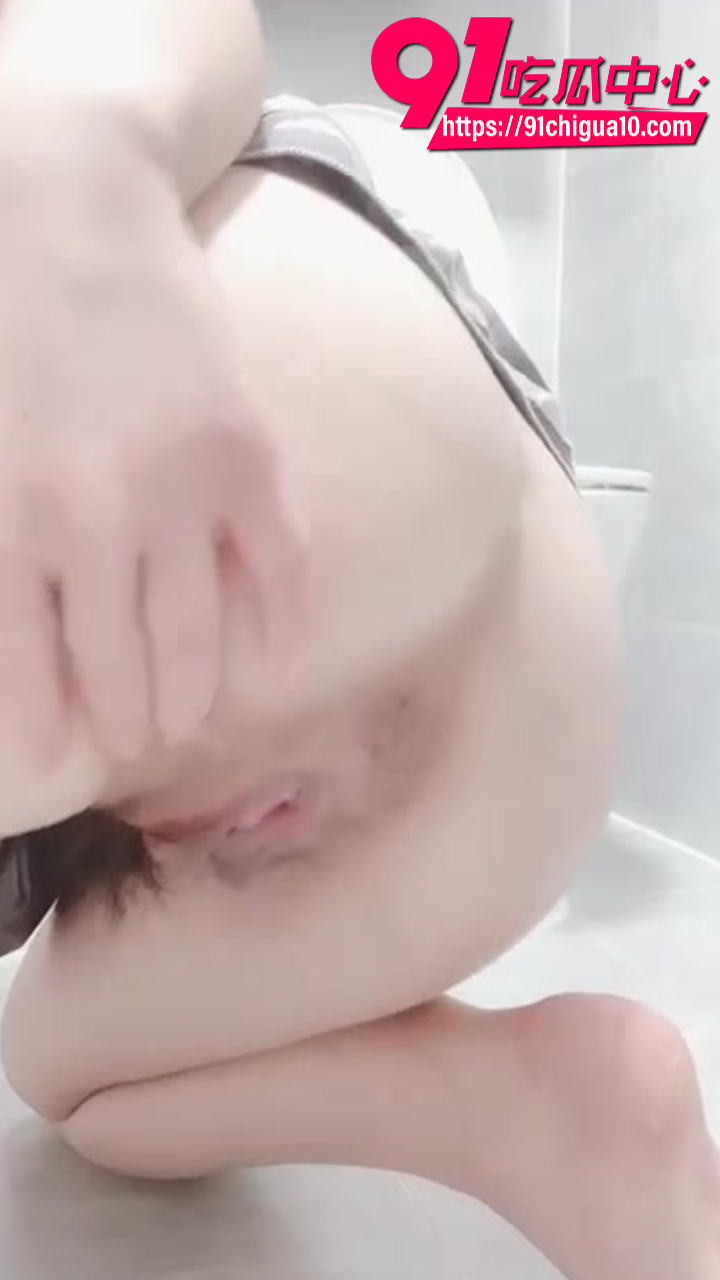 抖音疯狂的表妹大尺度私拍曝光4