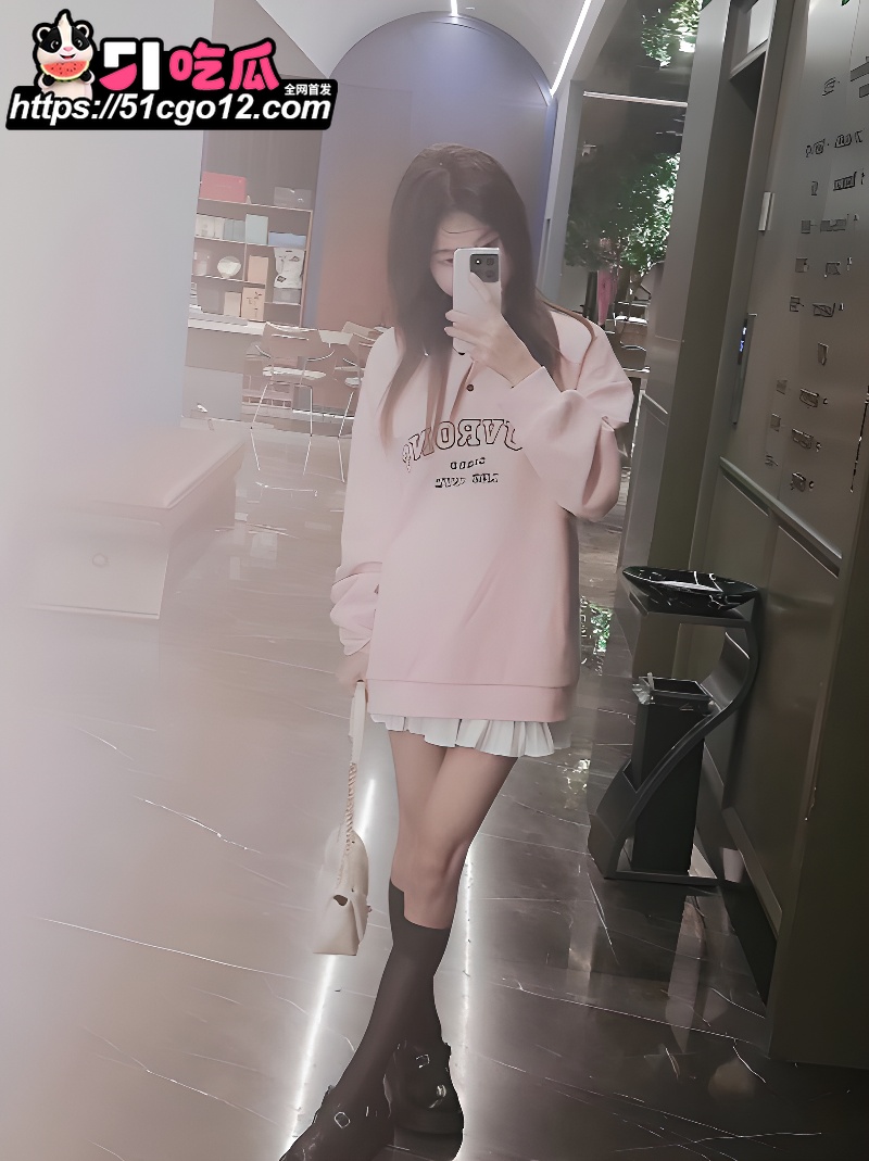 黄毛精神小妹 2 黄毛精神小妹 2