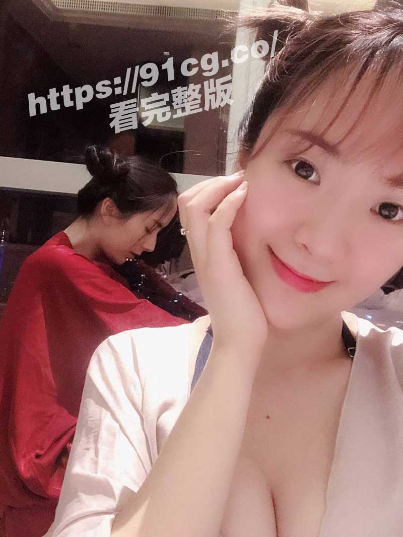 姐妹出游酒醉被轮流操逼国产流出风景中猛干湿润骚穴激情实录