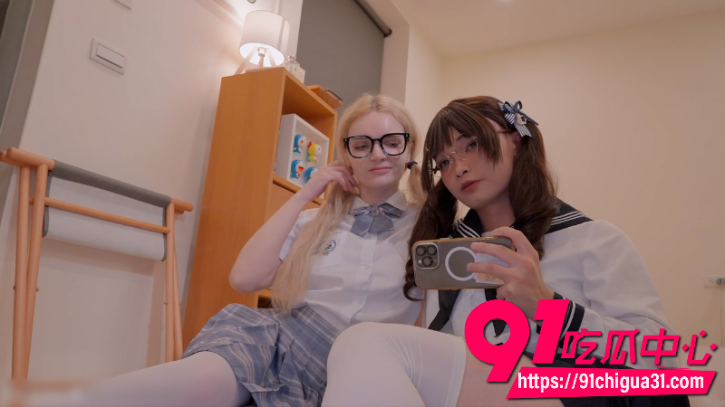 极品伪娘Aroma爆操欧美金发少女2