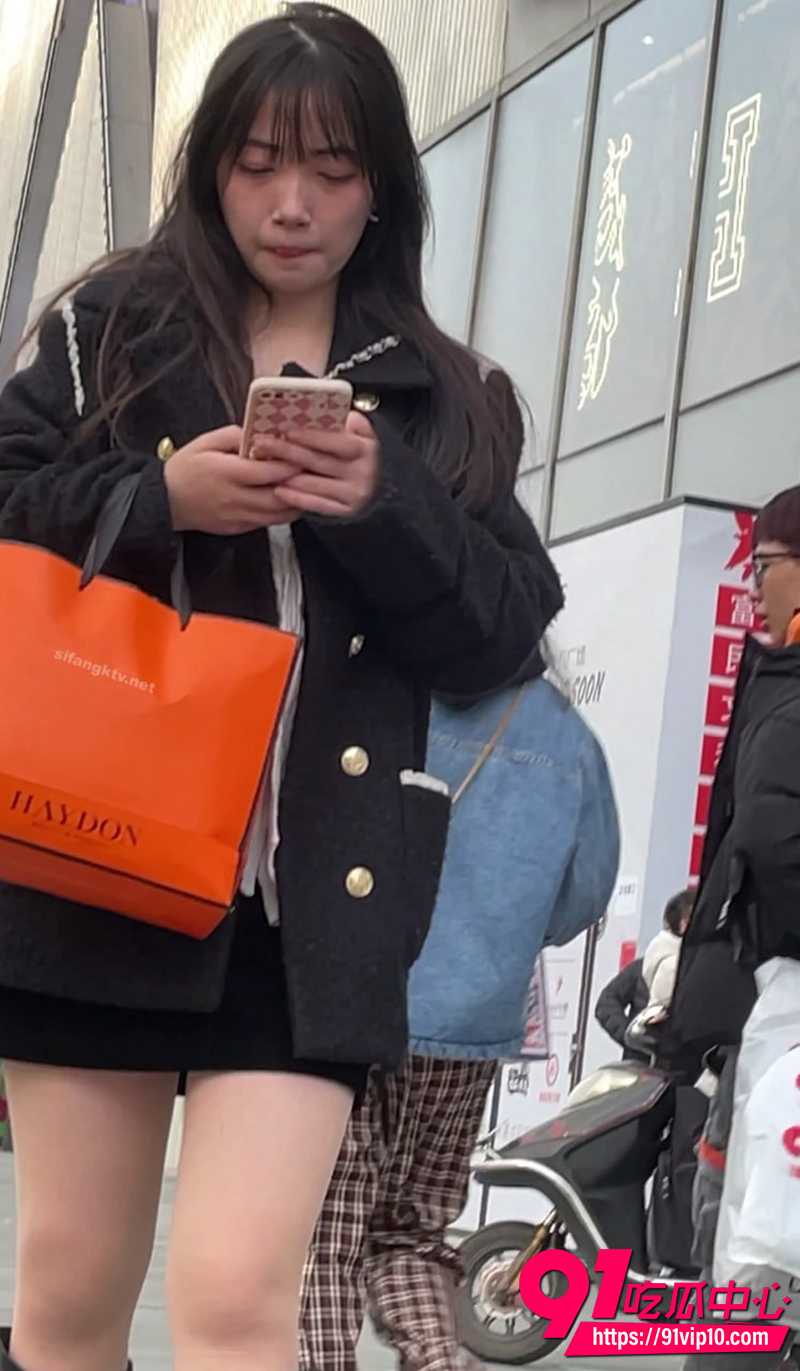 街头抄底视频 2