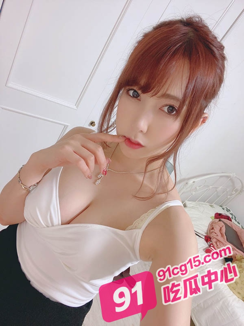 波多野结衣经典赏析 美丽人妻想要肉棒 这得是多少人的青春啊！