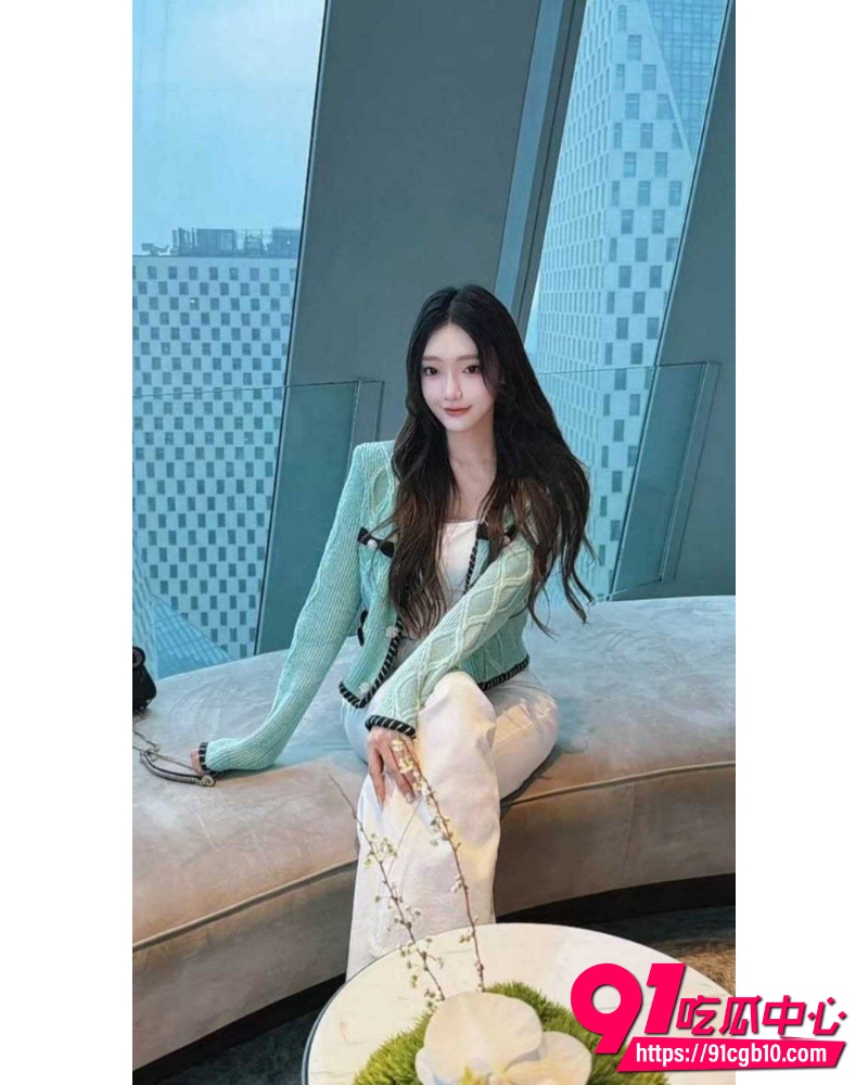 快手网红老狗婚内出轨女徒孙佳昕  5