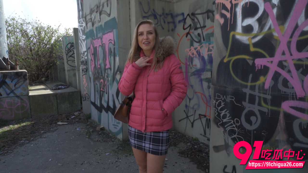 假星探高价试镜清纯话剧女演员1