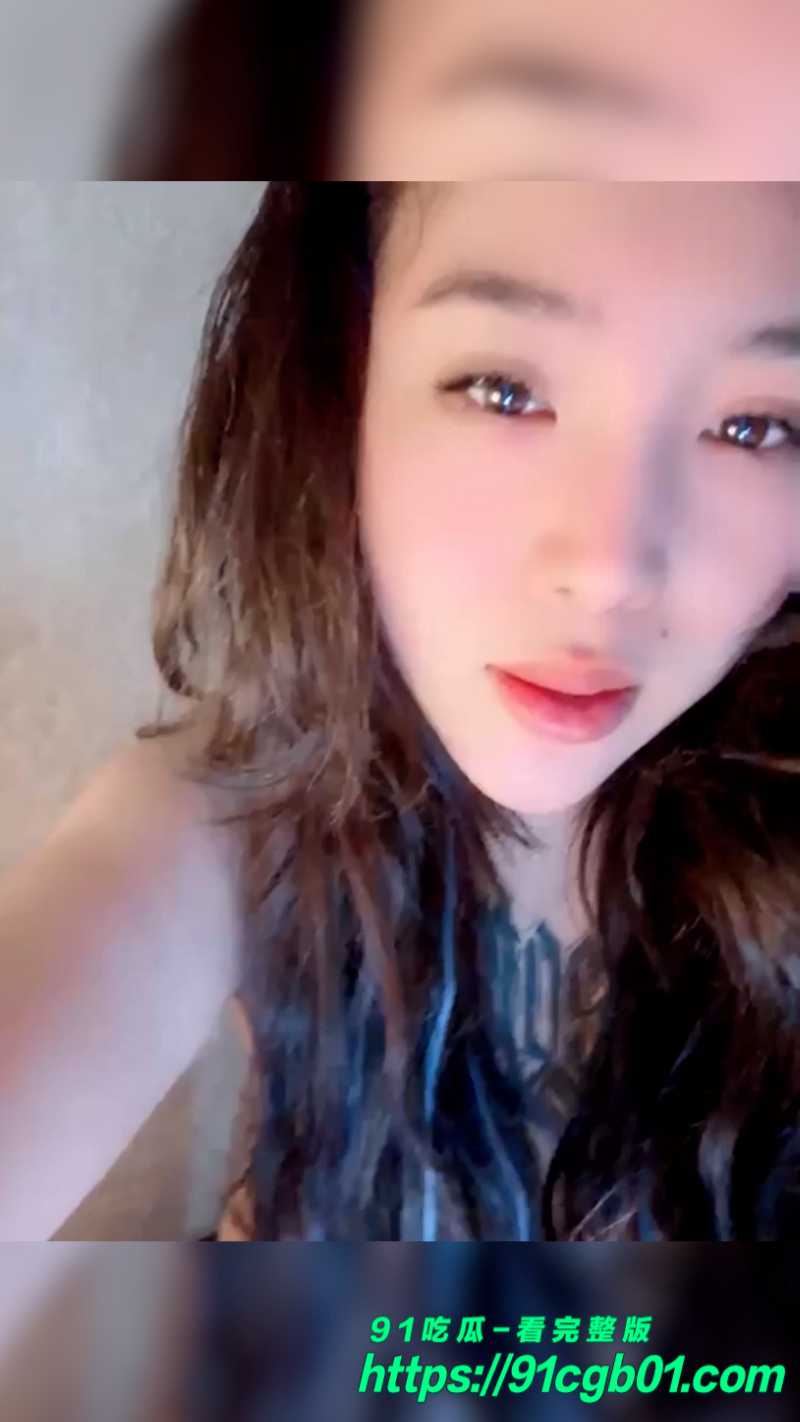 抖音女网红雅辰轩百货店定制福利网页素材1素材水印版 抖音女网红雅辰轩百货店定制福利网页素材1素材水印版