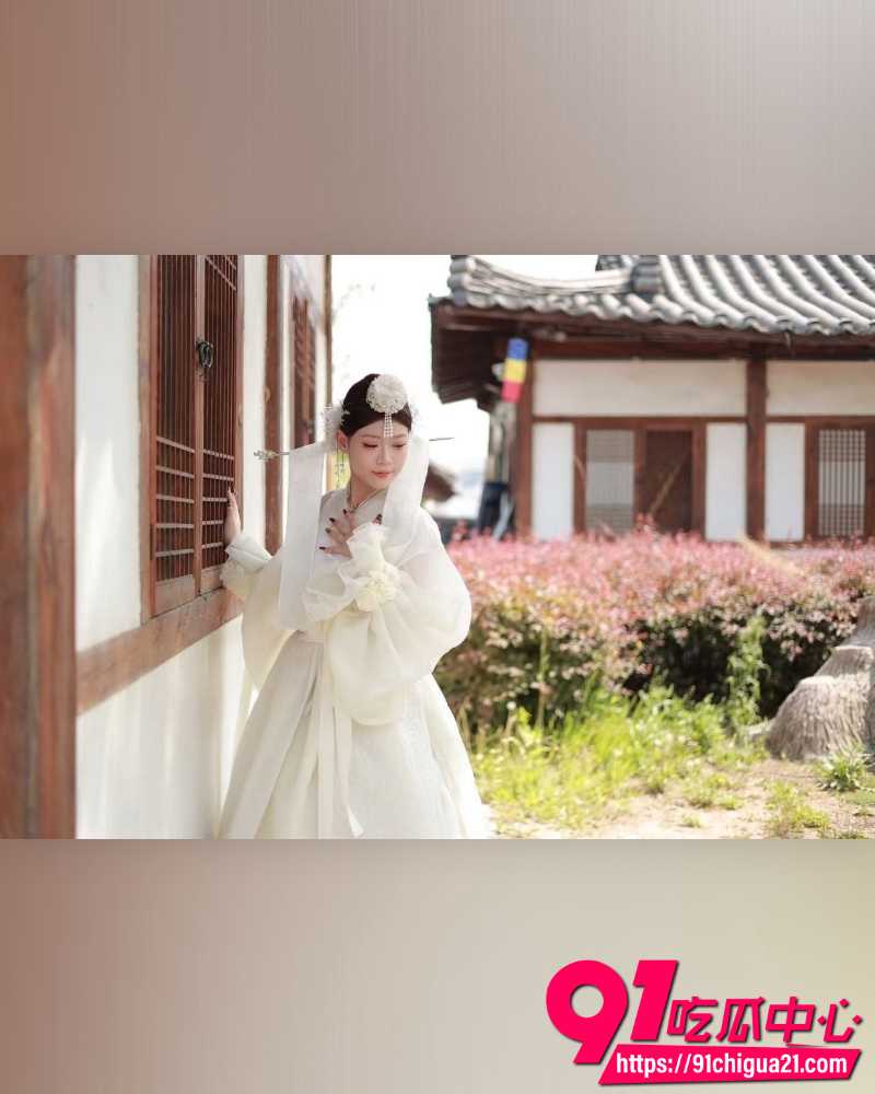 瓜友投稿清纯嫩妹王若冰 因父母断供深陷金钱欲望 背着男友偷偷下海 大量私密视频流出！
