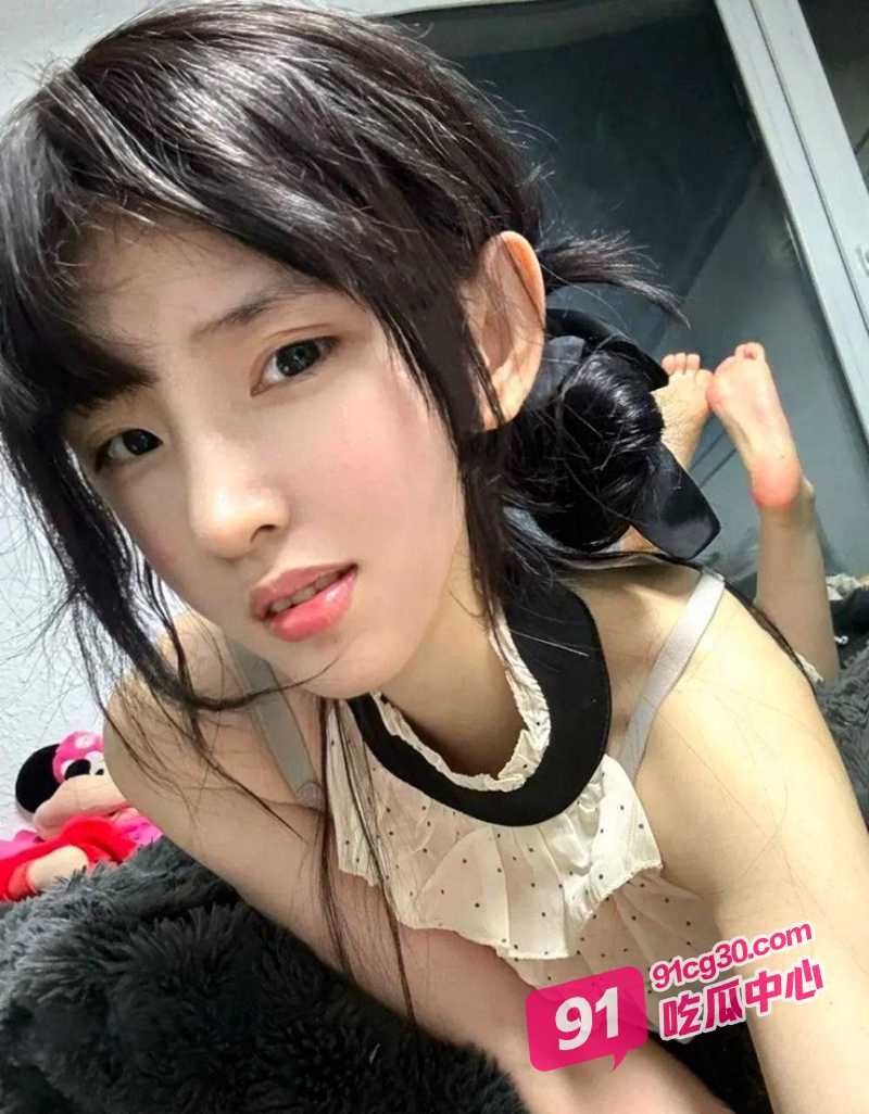 福建师范大学校花张美欣 被金主包养1v1定制福利视频流出！