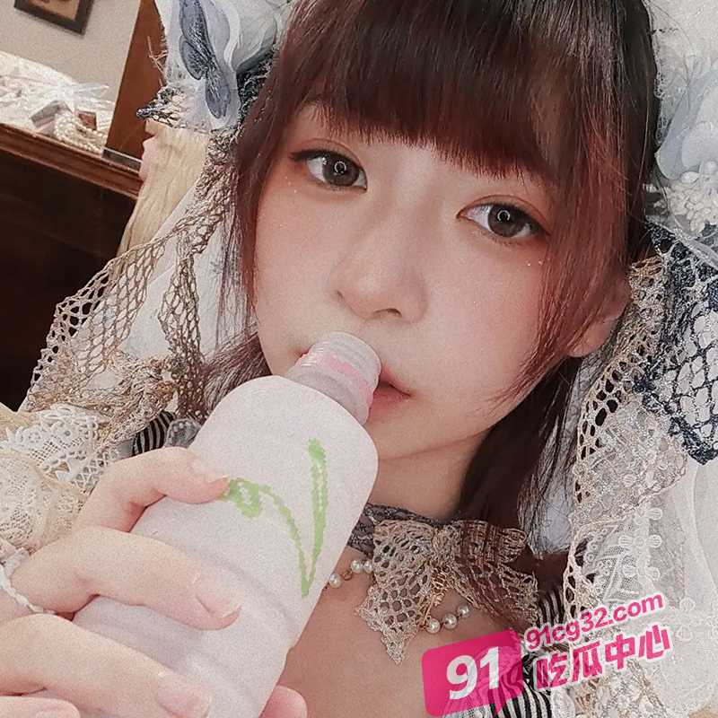 抖音虎牙清纯嫩模网红小黑喵 健身做爱最全福利视频合集！ 配图3