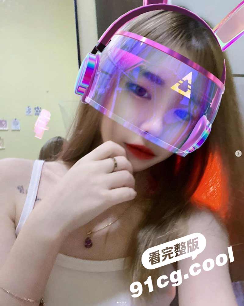 b9.jpg b9.jpg