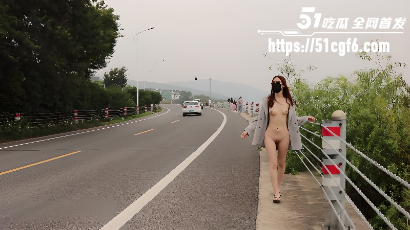 长腿女神 Smaxskin 海边露出私拍 1
