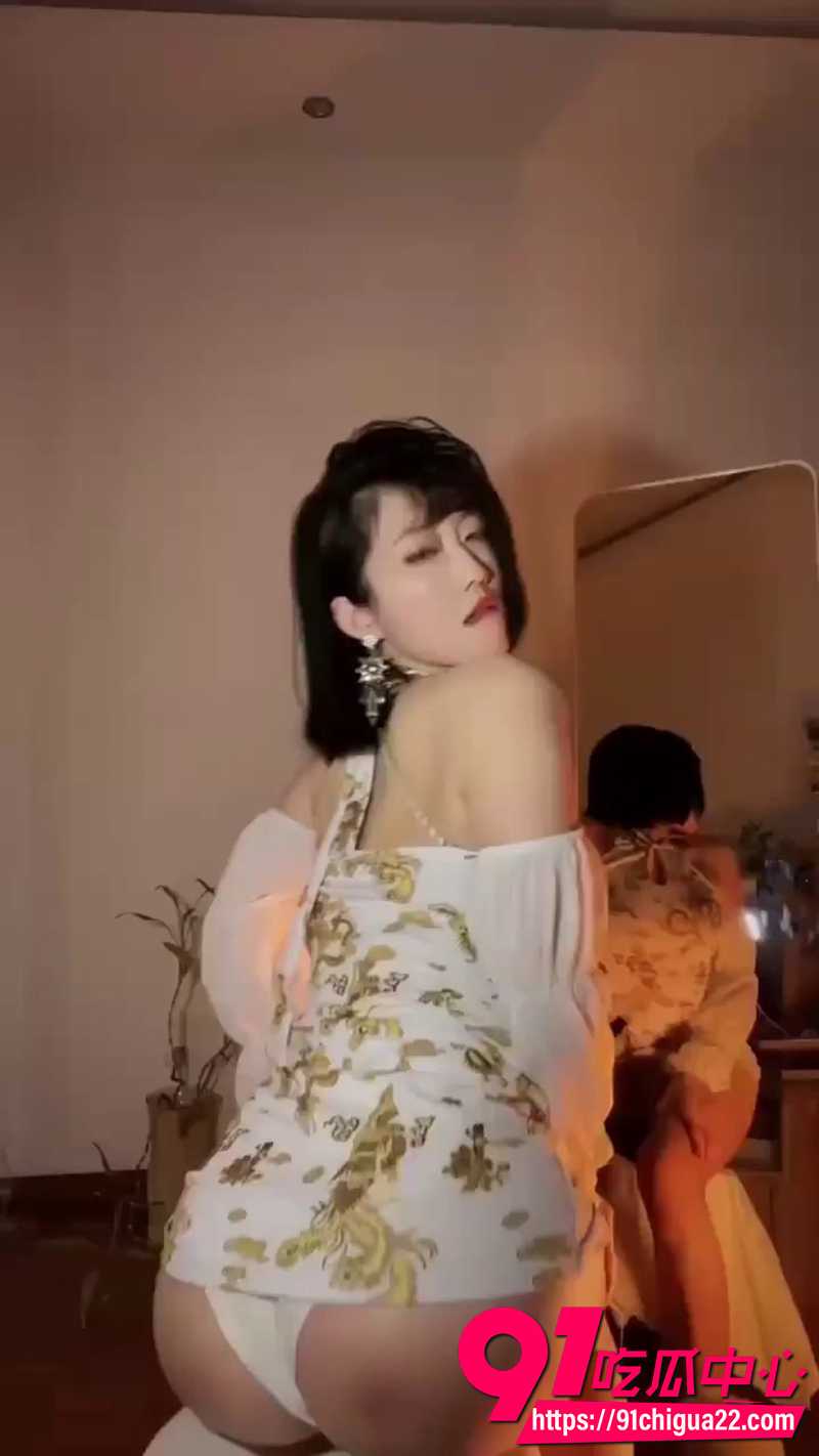 快手舞蹈老师紫月很会跳  3