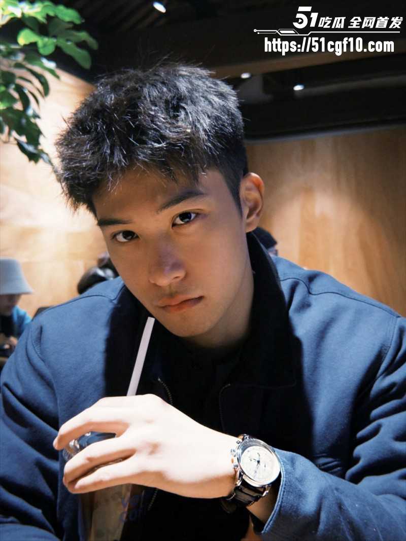 上海平安租赁渣女杜婷约炮前男友011