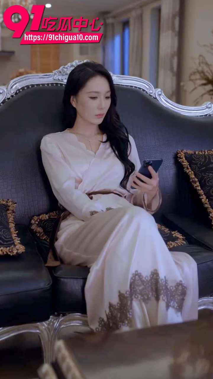 看隐秘特工小姨如何一步步被屌丝侄子彻底征服1 看隐秘特工小姨如何一步步被屌丝侄子彻底征服1