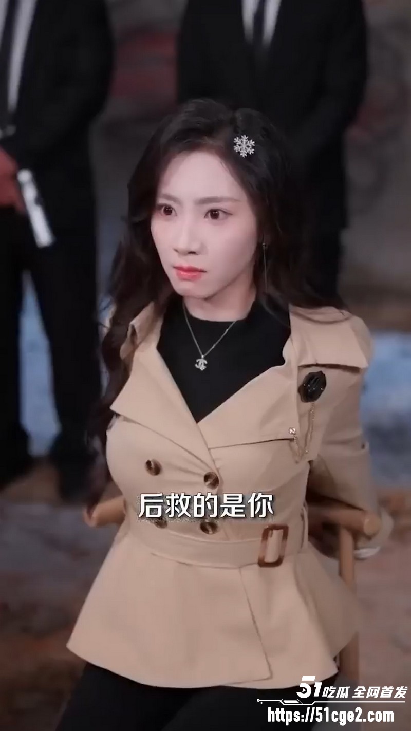 擦边短剧《刚重生校花们就拉着我去学外语》 8 擦边短剧《刚重生校花们就拉着我去学外语》 8