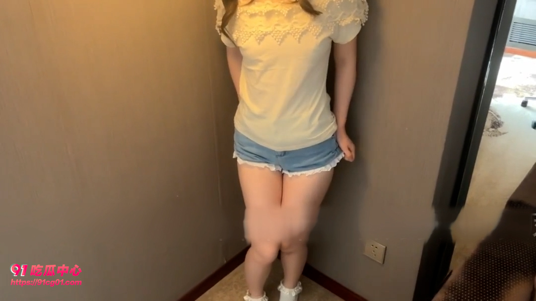 当代大学生情侣“日”常～玩的都是我们不会玩的   真空跳蛋后入还被射了一屁股！