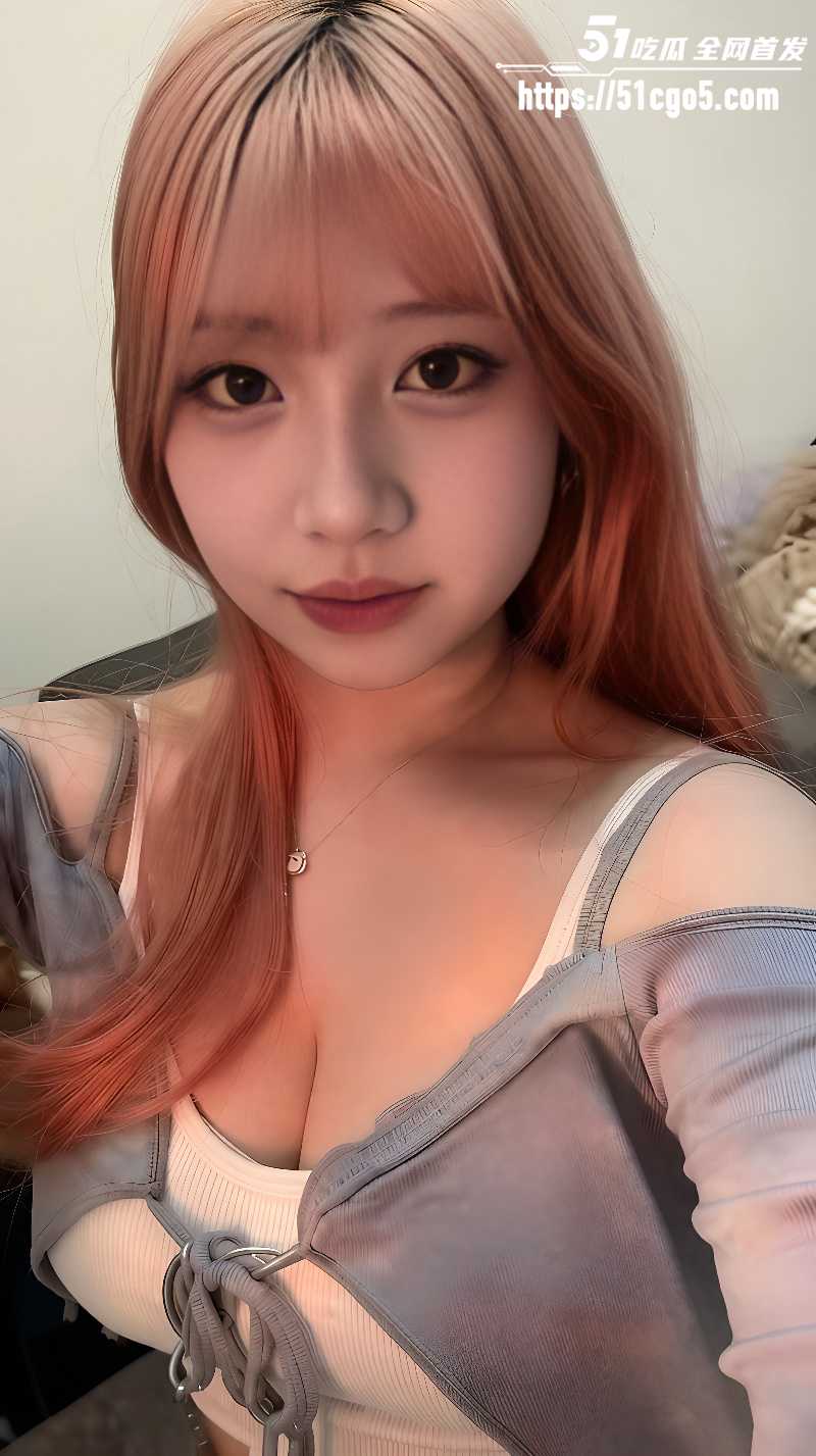 漂亮巨乳小网美Ellie 1