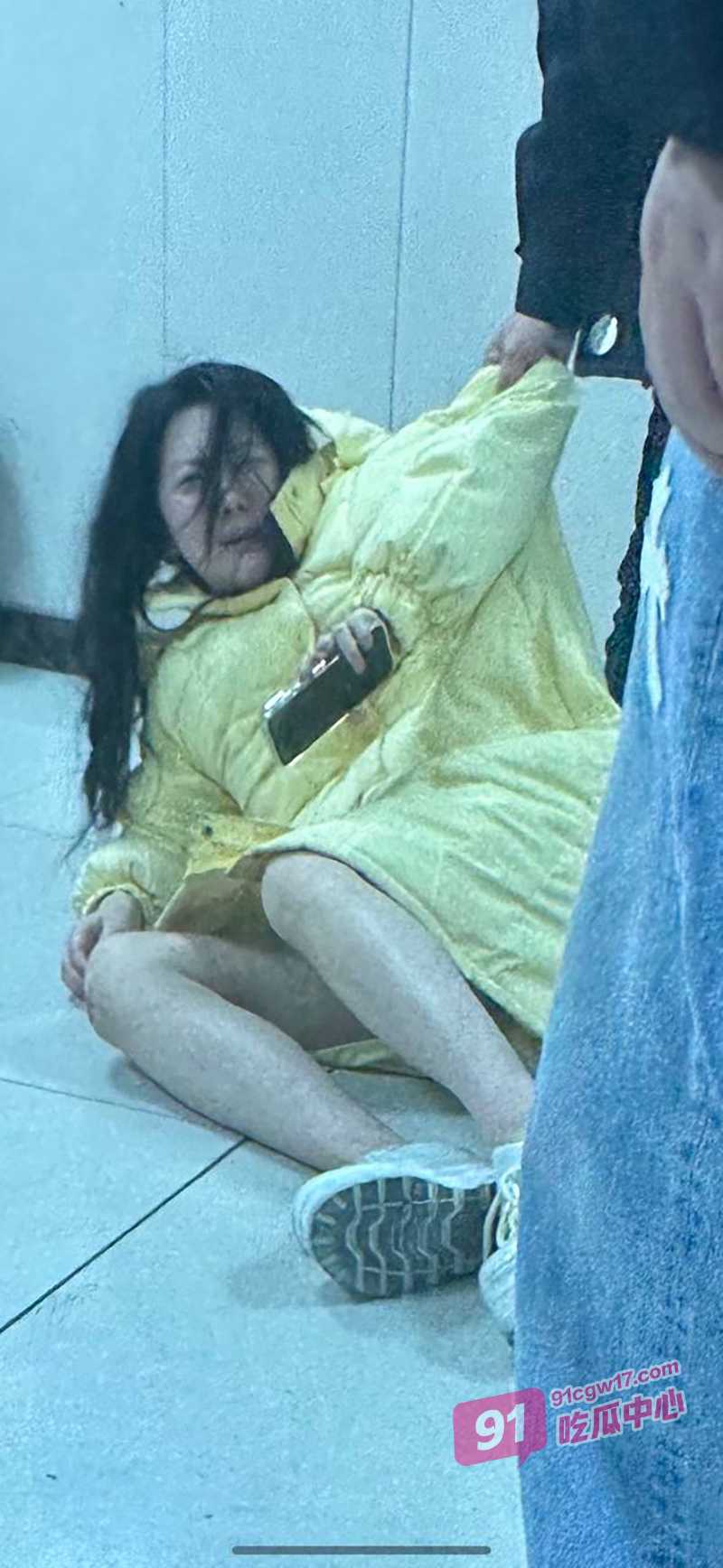 紧急避雷杭州in11酒疯吸毒女 喝酒就报警还打人敲诈 现场视频曝光！ 配图4