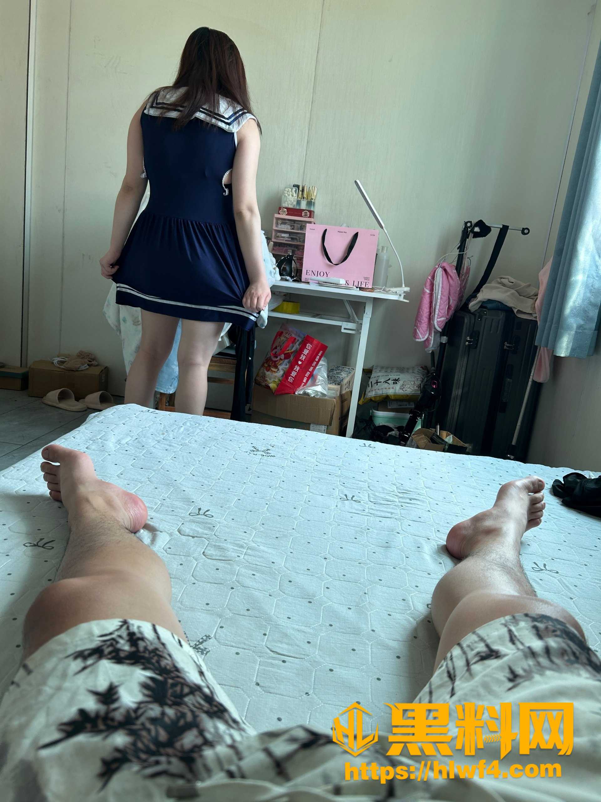 原创 拍摄偷拍乱伦博主 Darnell 妹妹居然让我和女朋友分手 第37集